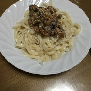 さば缶ごま納豆うどん